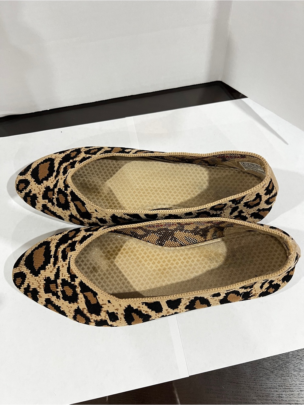 Skechers Animal Print Washable Knit Slip-On Cleo Claw-Some Flat Shoes Size 8 - Picture 9 of 12